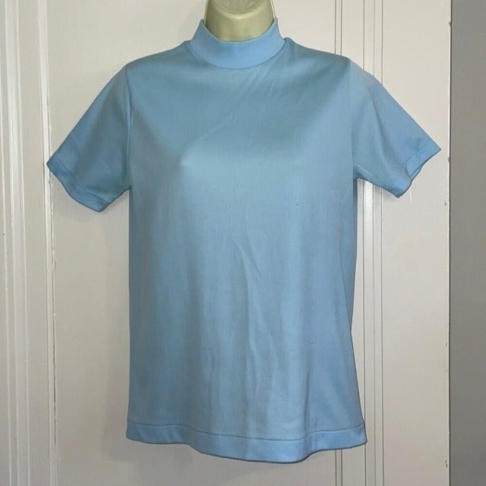 Sears Light Blue Polyester Mock Turtleneck Knit Short Sleeved Top Womens Small